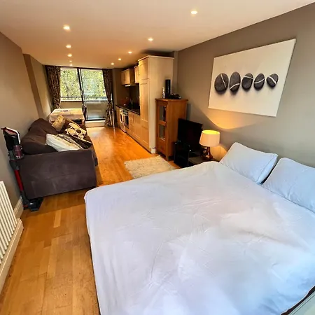 Happy River Thames View Entire Apartment London Exterior photo
